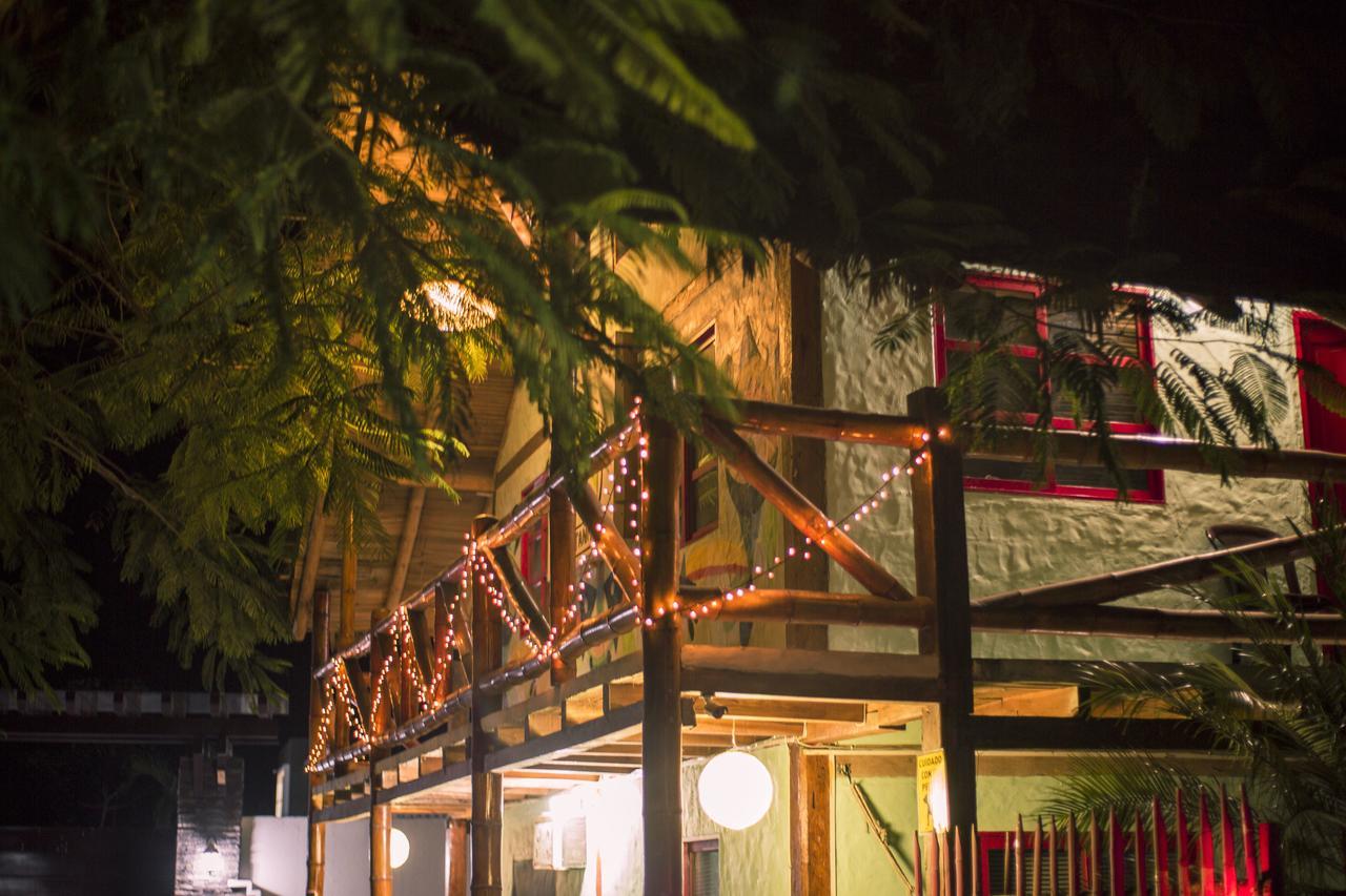 Pop House Hotel Montanita Luaran gambar