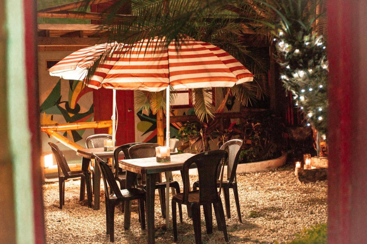 Pop House Hotel Montanita Luaran gambar